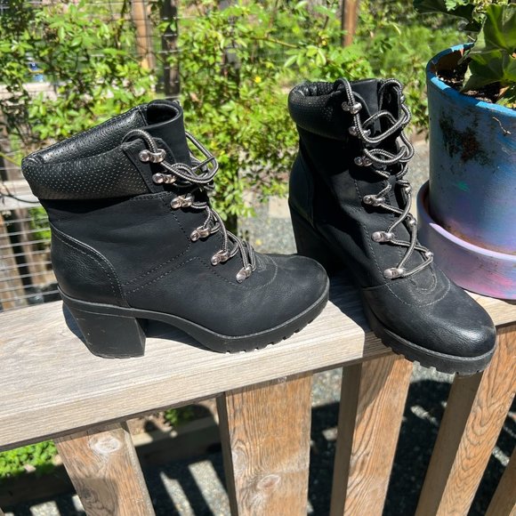 Vegan Leather Booties - Size 7 - 7 1/2 - Picture 3 of 3